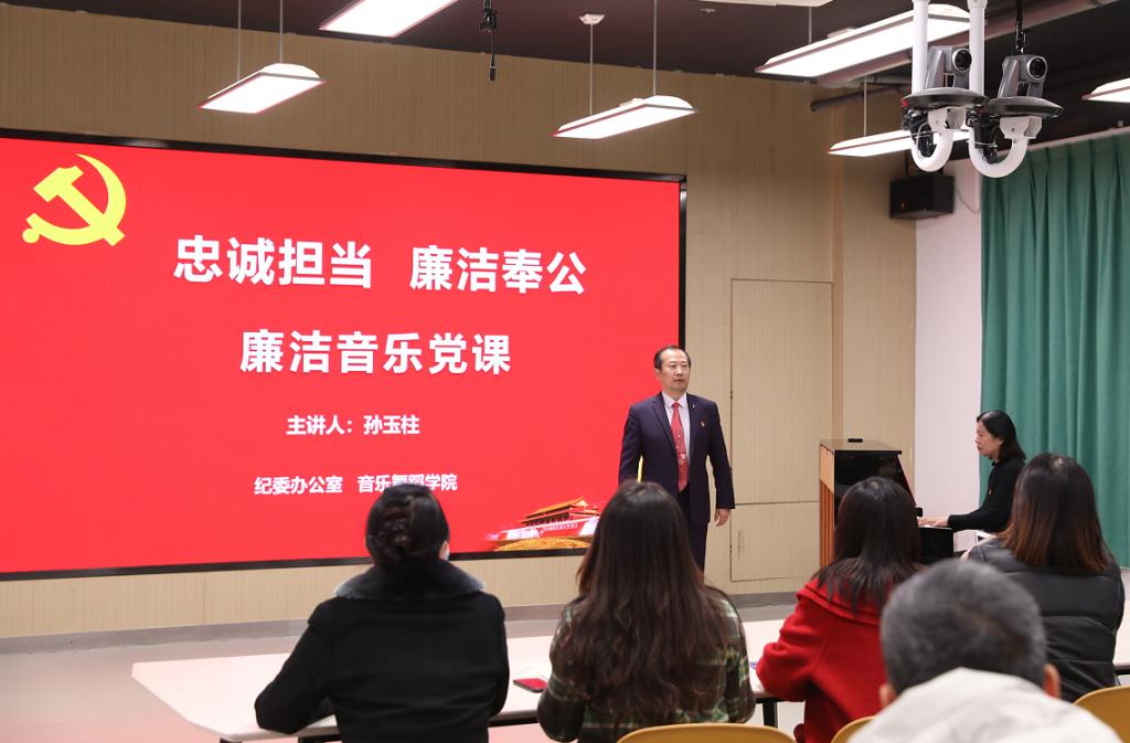 说明: http://image.huaihai.tv/2022120607c43188af45f0a18698fb61019d50c2.png