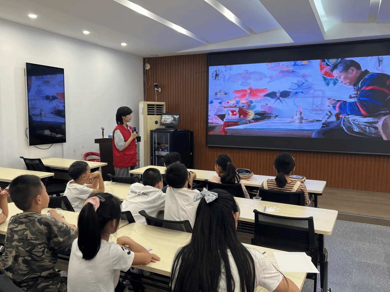 说明: https://region-jiangsu-resource.xuexi.cn/image/1006/upload/202409/8e0703973d134daa96722bd8996a1011.png